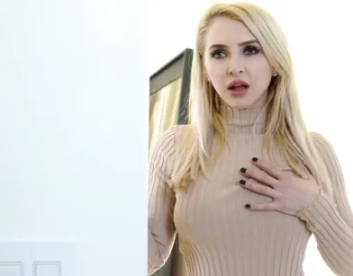 Unsatisfied Stepmom Finally Fucks Handsome Stepson!