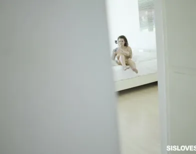 Innocent Stepsister Sucks and Fucks Like a Sex Bomb!