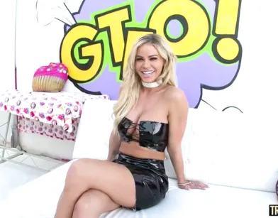 MILF Jessa Rhodes Explores New Anal Horizons with Mike Adriano!