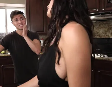 Naked Stepmom Seduces Stepson and Begs for Hard Fuck!