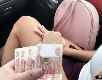 Gave Her a Ride and Fucked Her for Cash in the Car!