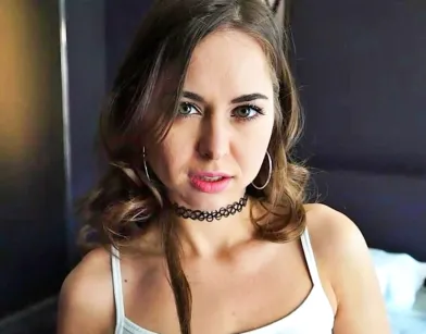 Porn Day with Hot Riley Reid & Her Big Fan!