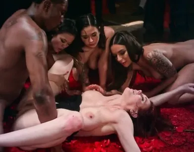 New Emperor Same Old Habits - Blowjob and Fuck Anywhere!