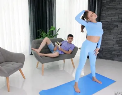 Hot Neighbor Seduces Him and He Makes Her Cum Hard!