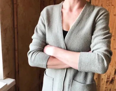 No Man Around – Stepsister Starts Looking at Stepbro Differently!