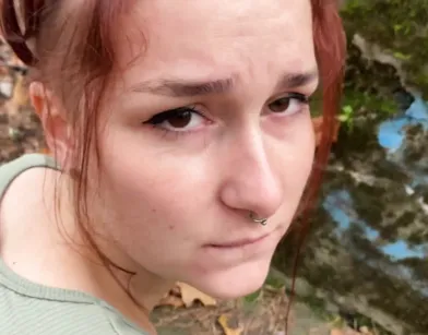Picked Up Jogging Babe for Quick Fuck in the Woods!