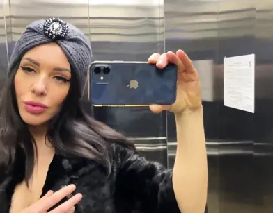 Russian Beauty Won't Stop Until She Sucks Her Friend Dry!